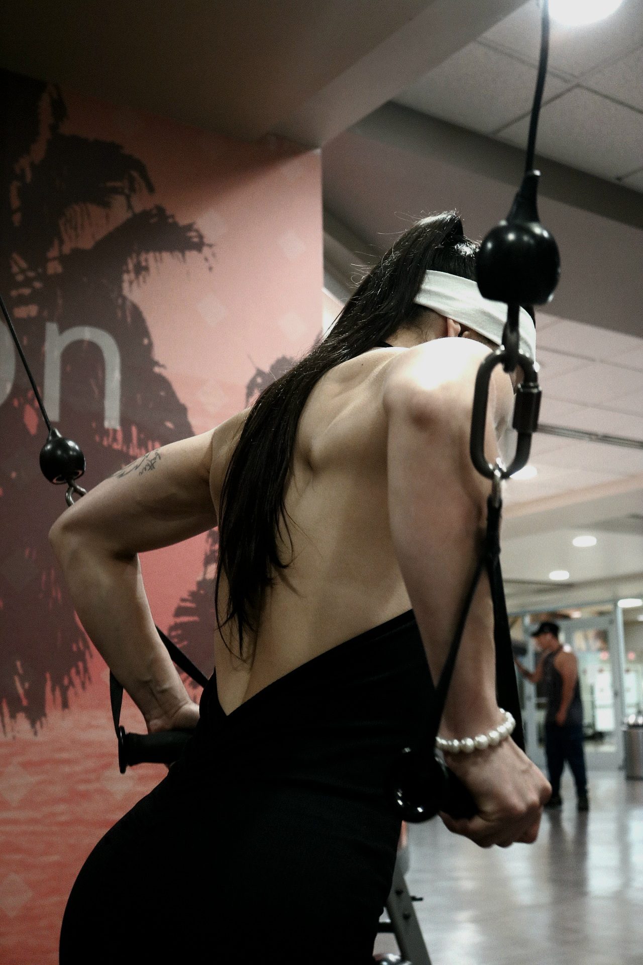 Vic training back on the cable machine